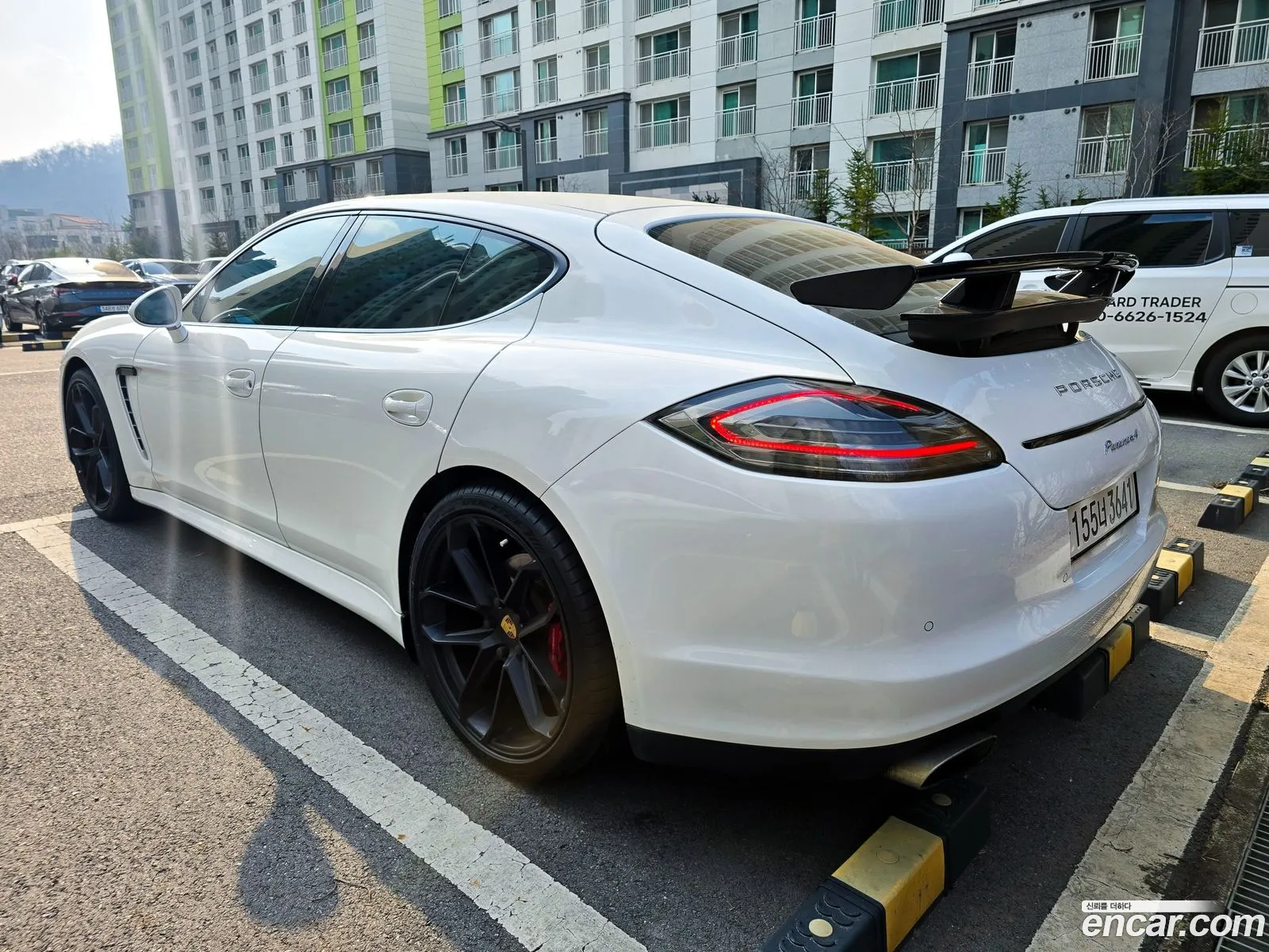 Porsche Panamera 2011 — 14
