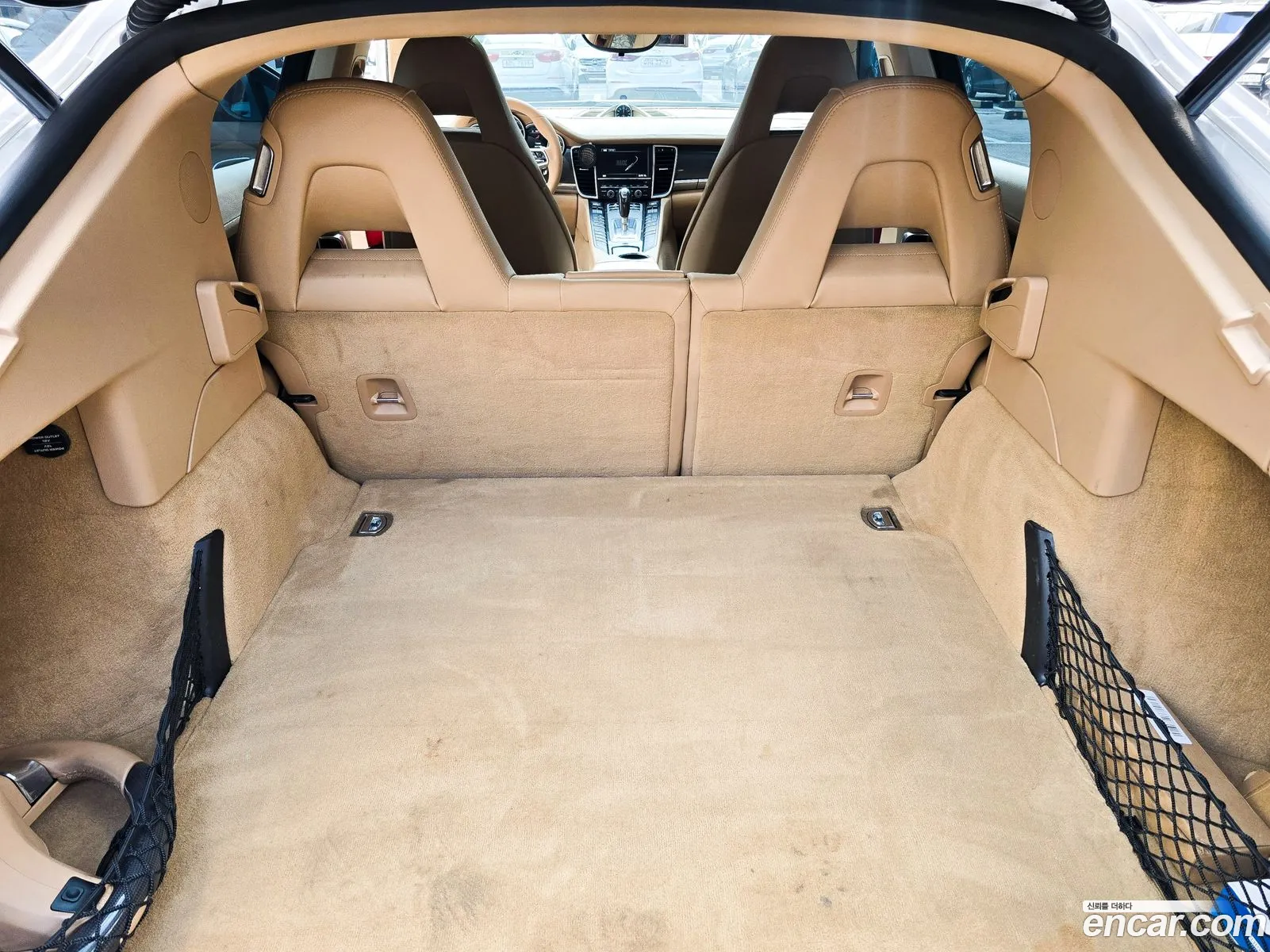 Porsche Panamera 2011 — 18