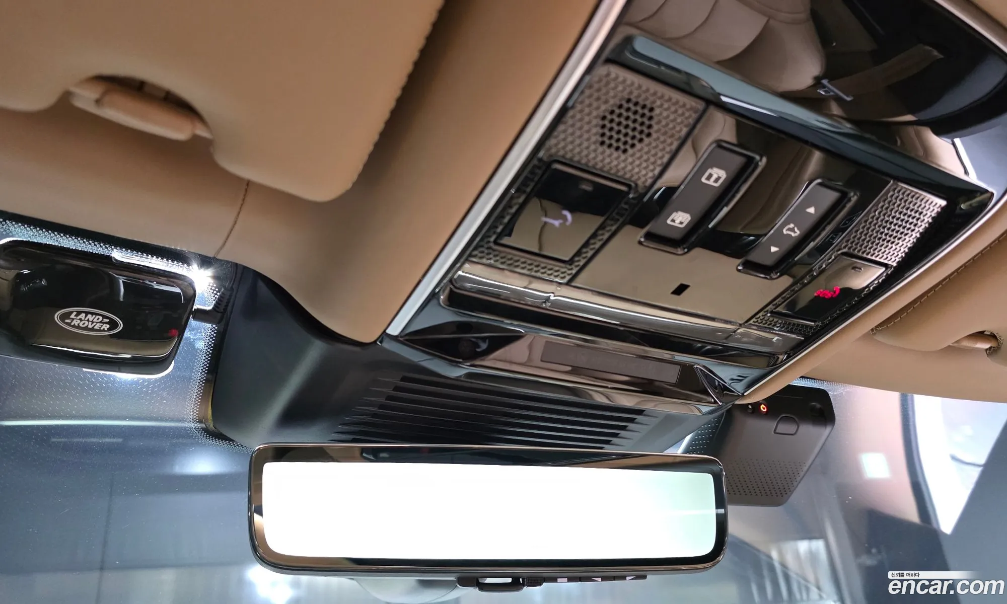 Land Rover Range Rover 2025 — 27