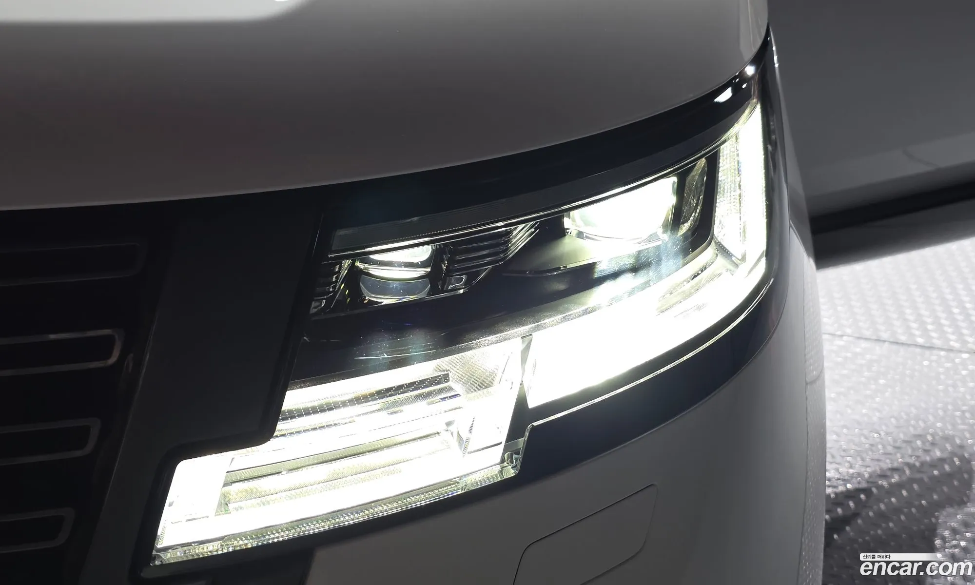 Land Rover Range Rover 2025 — 17