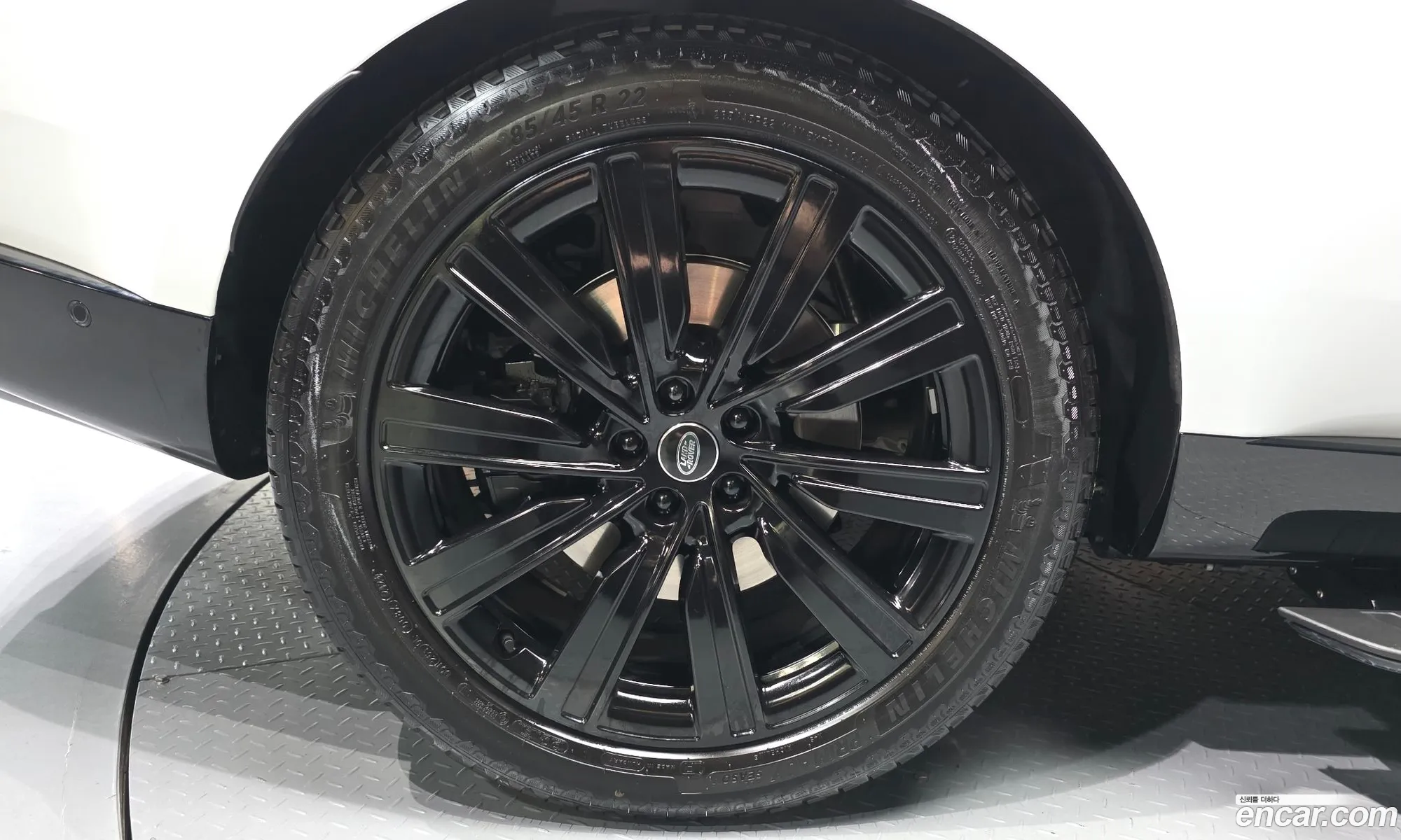 Land Rover Range Rover 2025 — 10