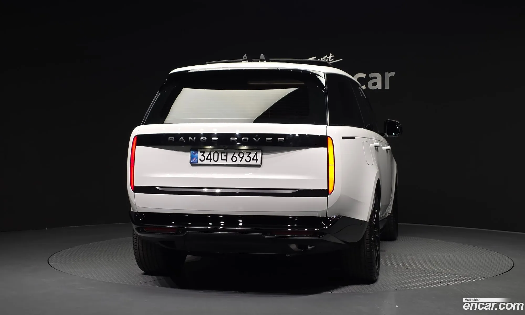 Land Rover Range Rover 2025 — 34