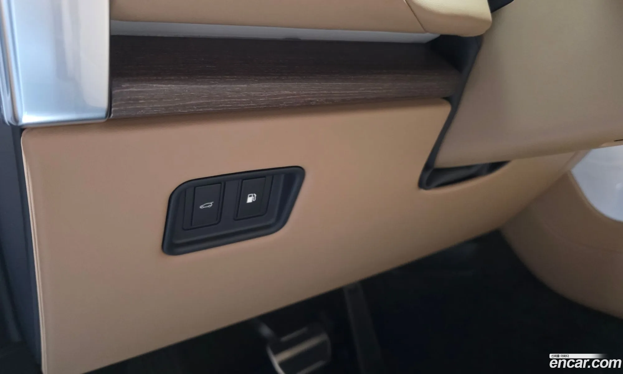 Land Rover Range Rover 2025 — 2