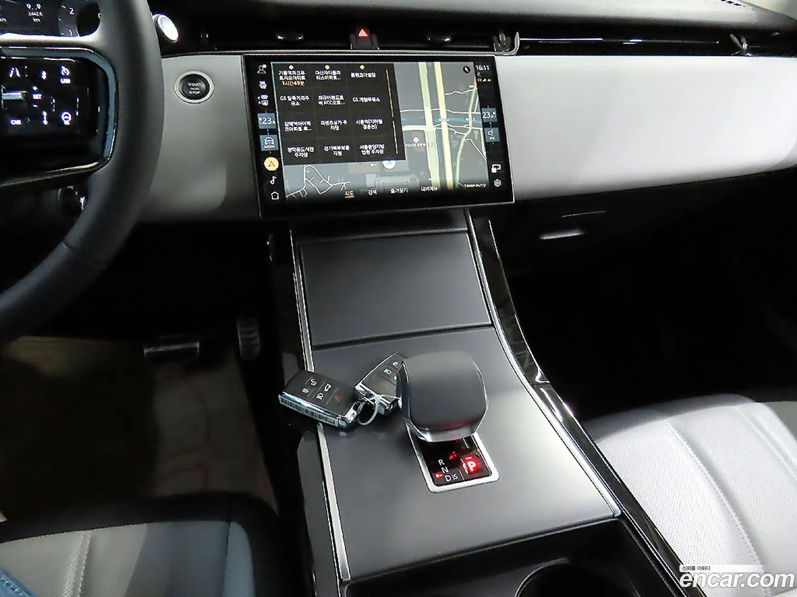 Land Rover Range Rover Evoque 2024 — 11