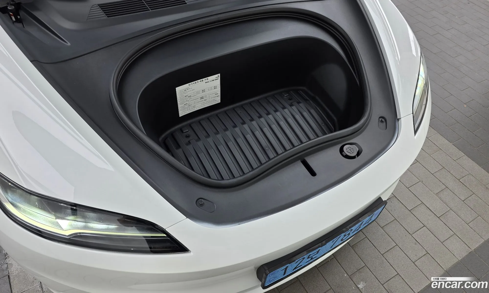 Tesla Model 3 2024 LRW3E7EK9RC163000 — 4