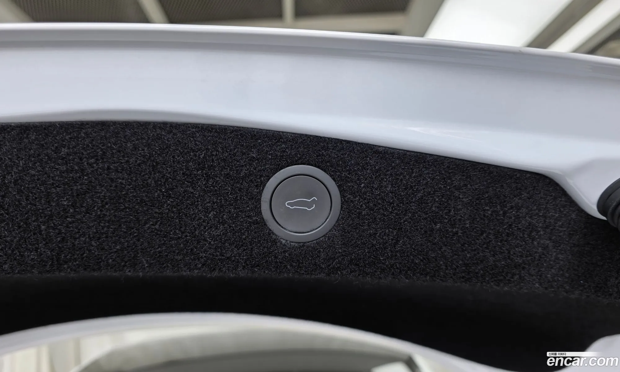 Tesla Model 3 2024 LRW3E7EK9RC163000 — 11