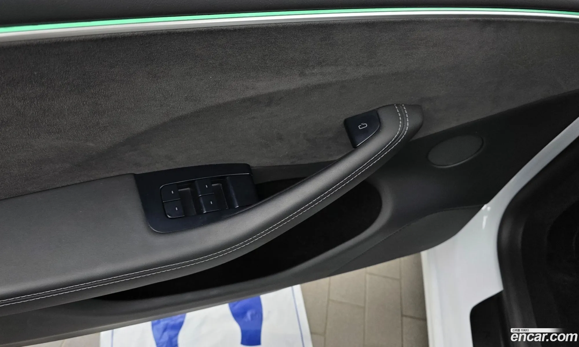 Tesla Model 3 2024 LRW3E7EK9RC163000 — 30