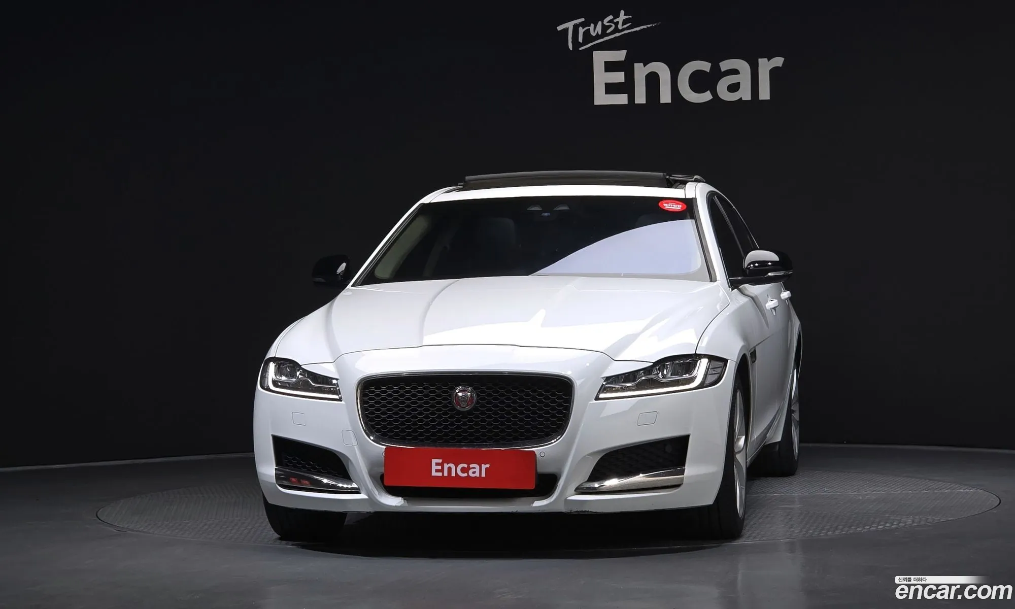 Jaguar XF 2019 SAJBA4BN4KCY73601 — 13