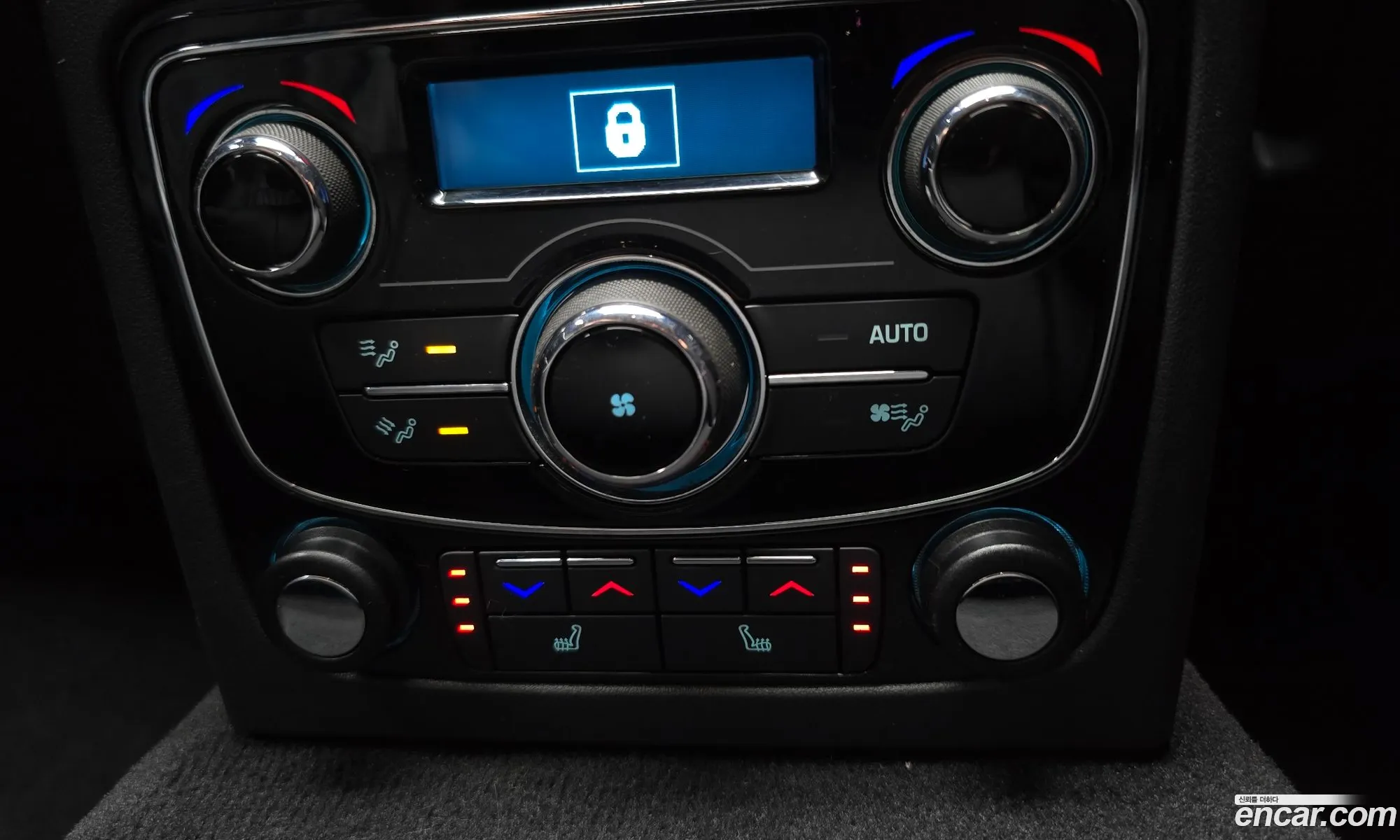 Jaguar XF 2019 SAJBA4BN4KCY73601 — 2