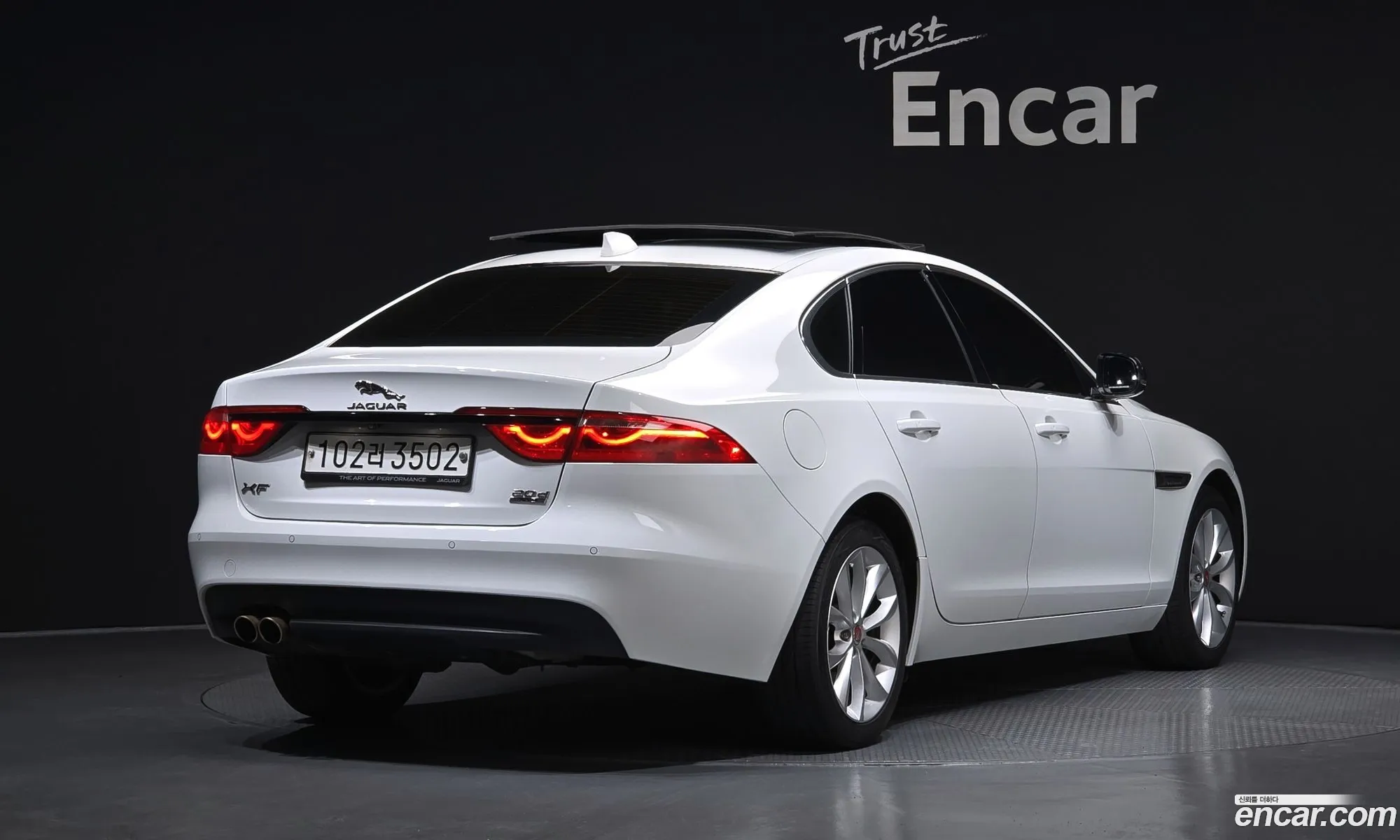 Jaguar XF 2019 SAJBA4BN4KCY73601 — 14