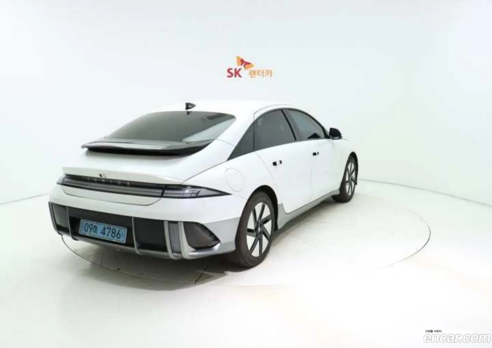 Hyundai Ioniq 6 2022 — 4