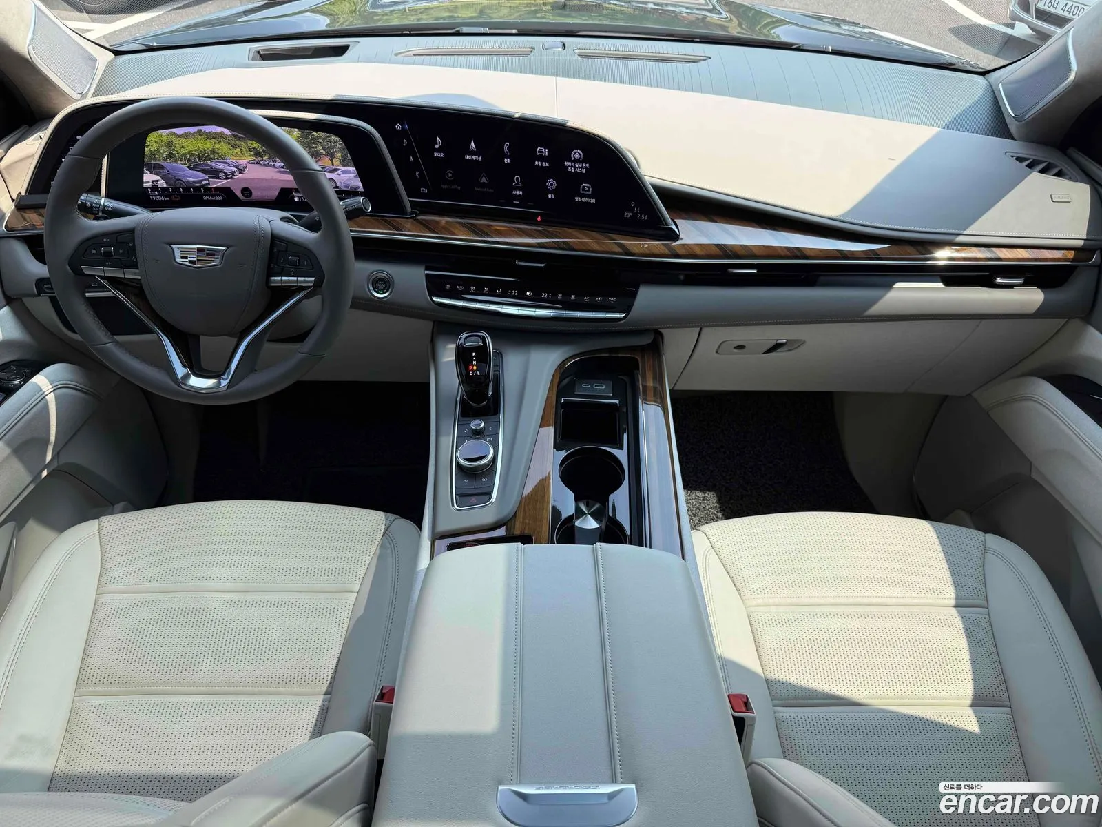 Cadillac Escalade 2024 — 2