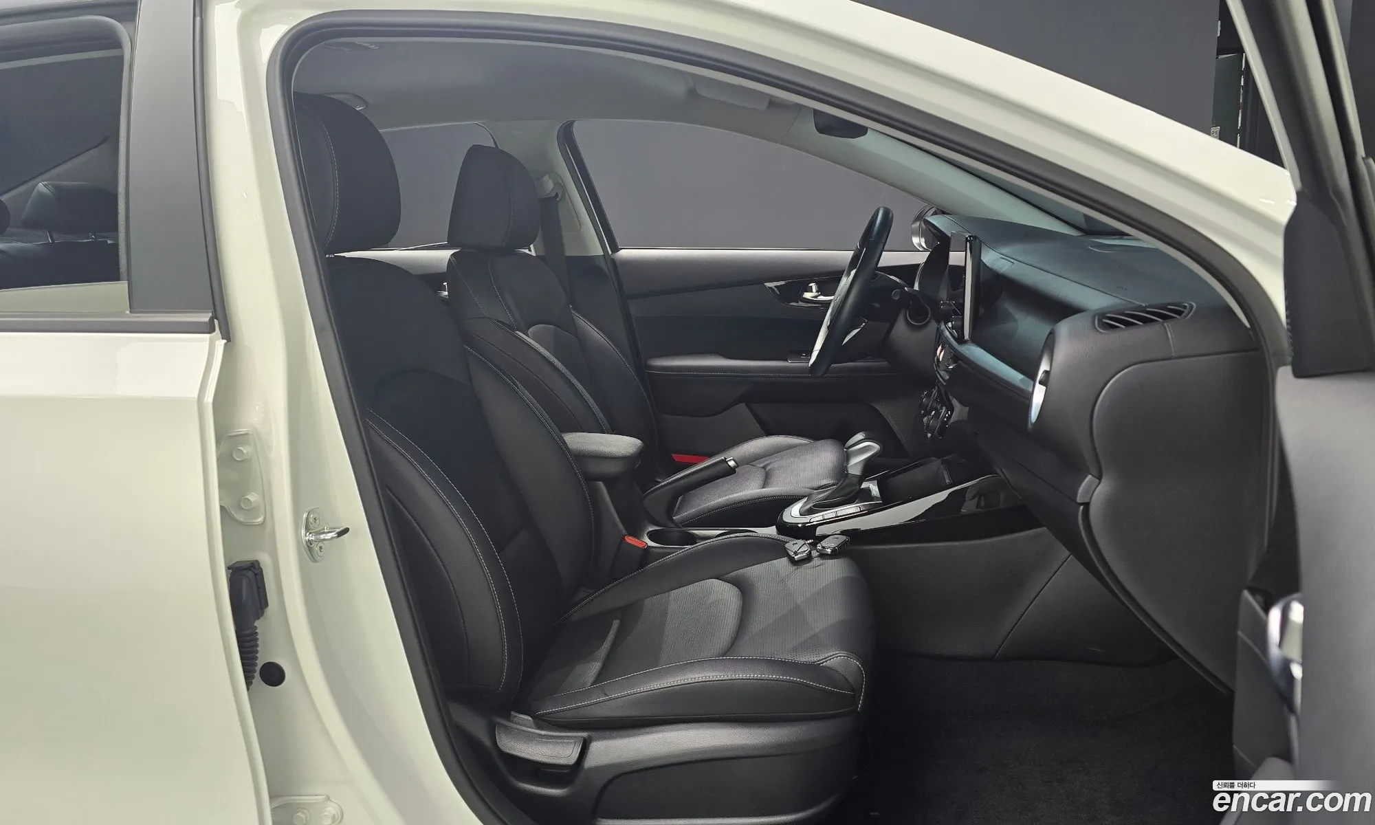 Kia K3 2022 — 15