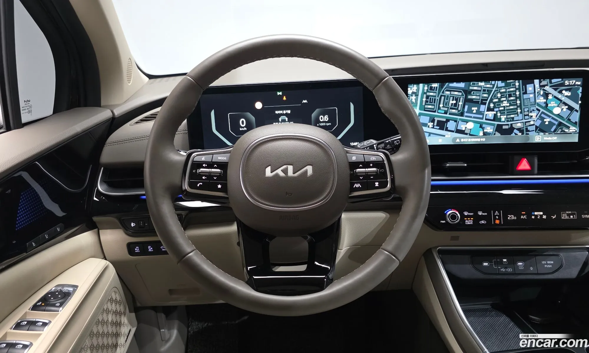 Kia Carnival 2024 — 15