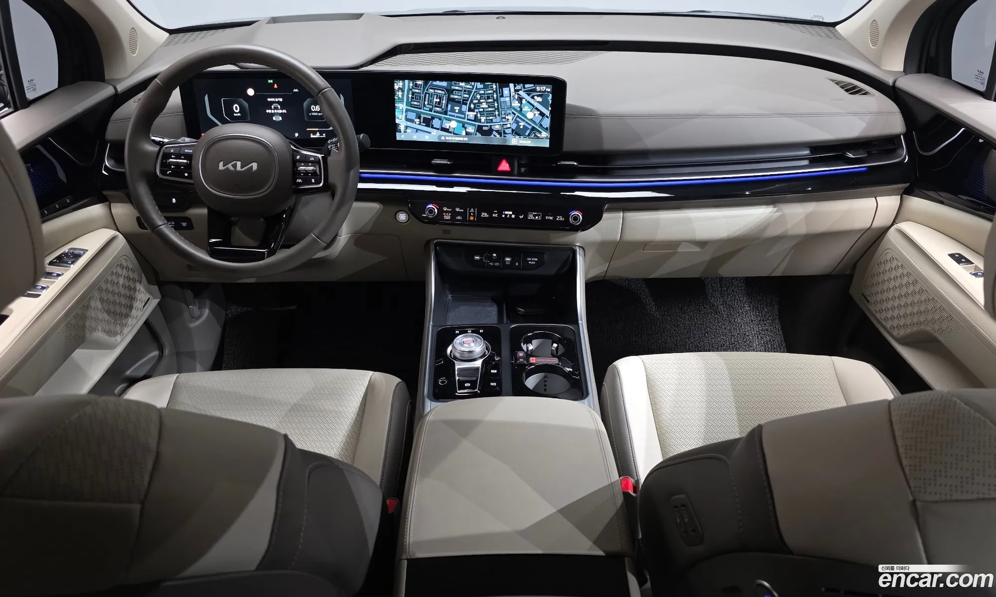 Kia Carnival 2024 — 16