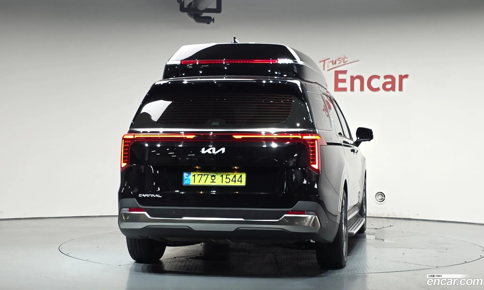 Kia Carnival 2024 — 3