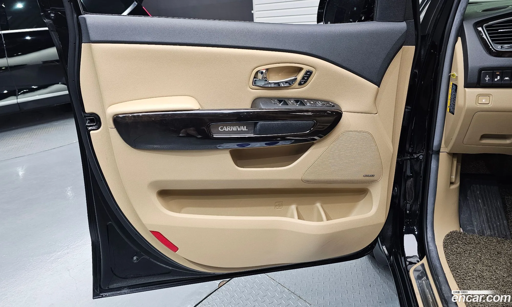 Kia Carnival 2018 — 20