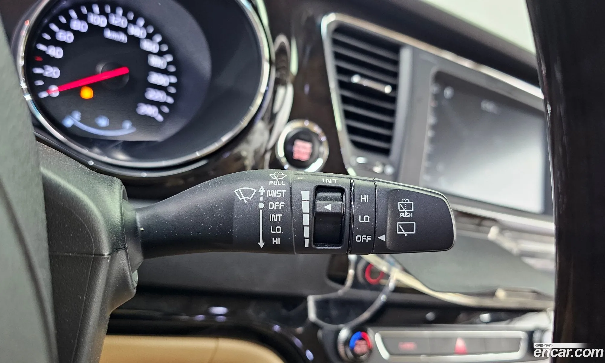 Kia Carnival 2018 — 10