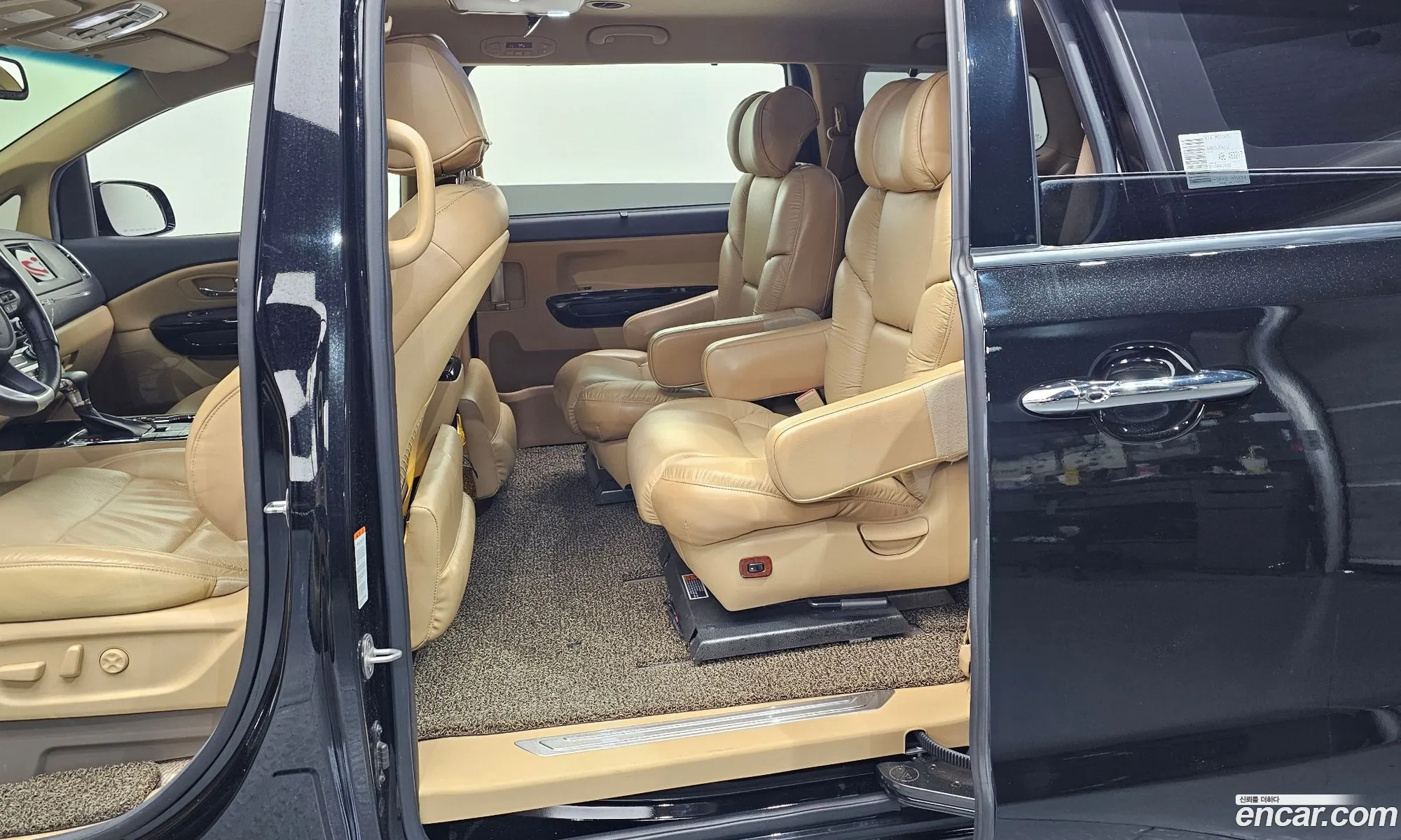 Kia Carnival 2018 — 4