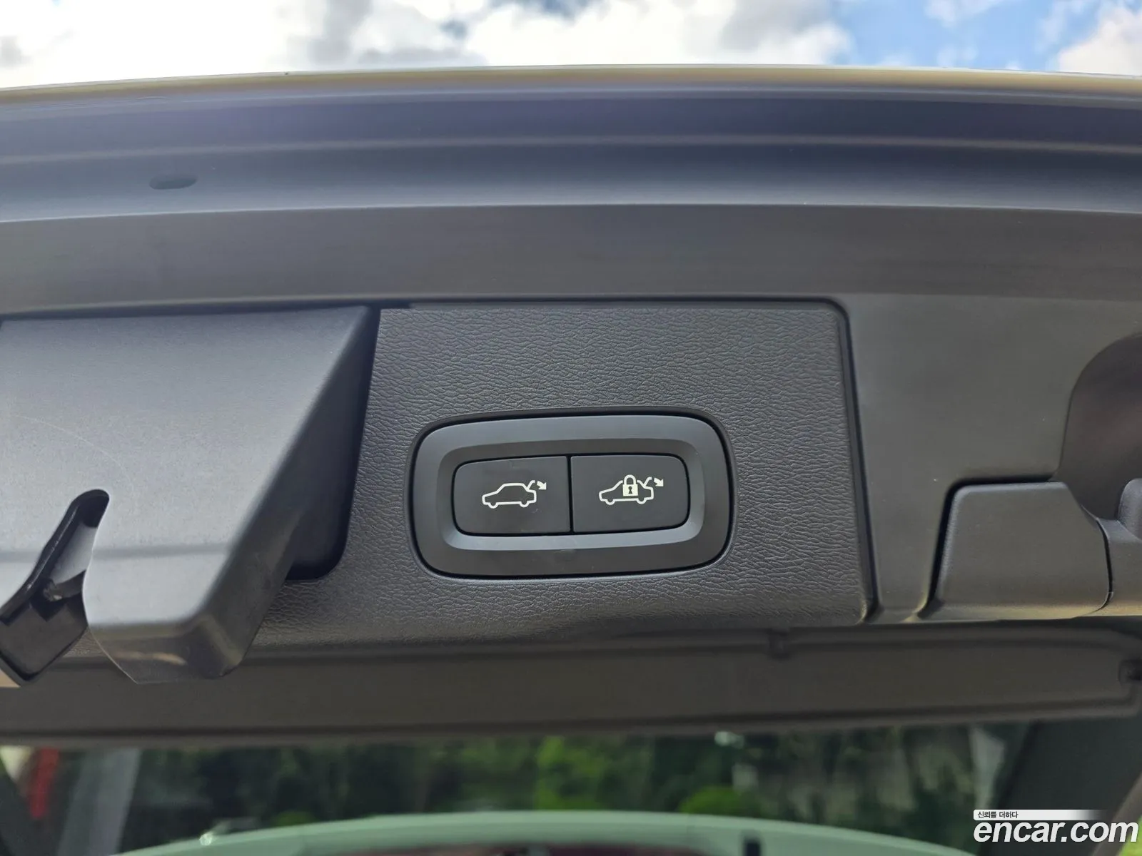 Volvo XC60 2019 — 10