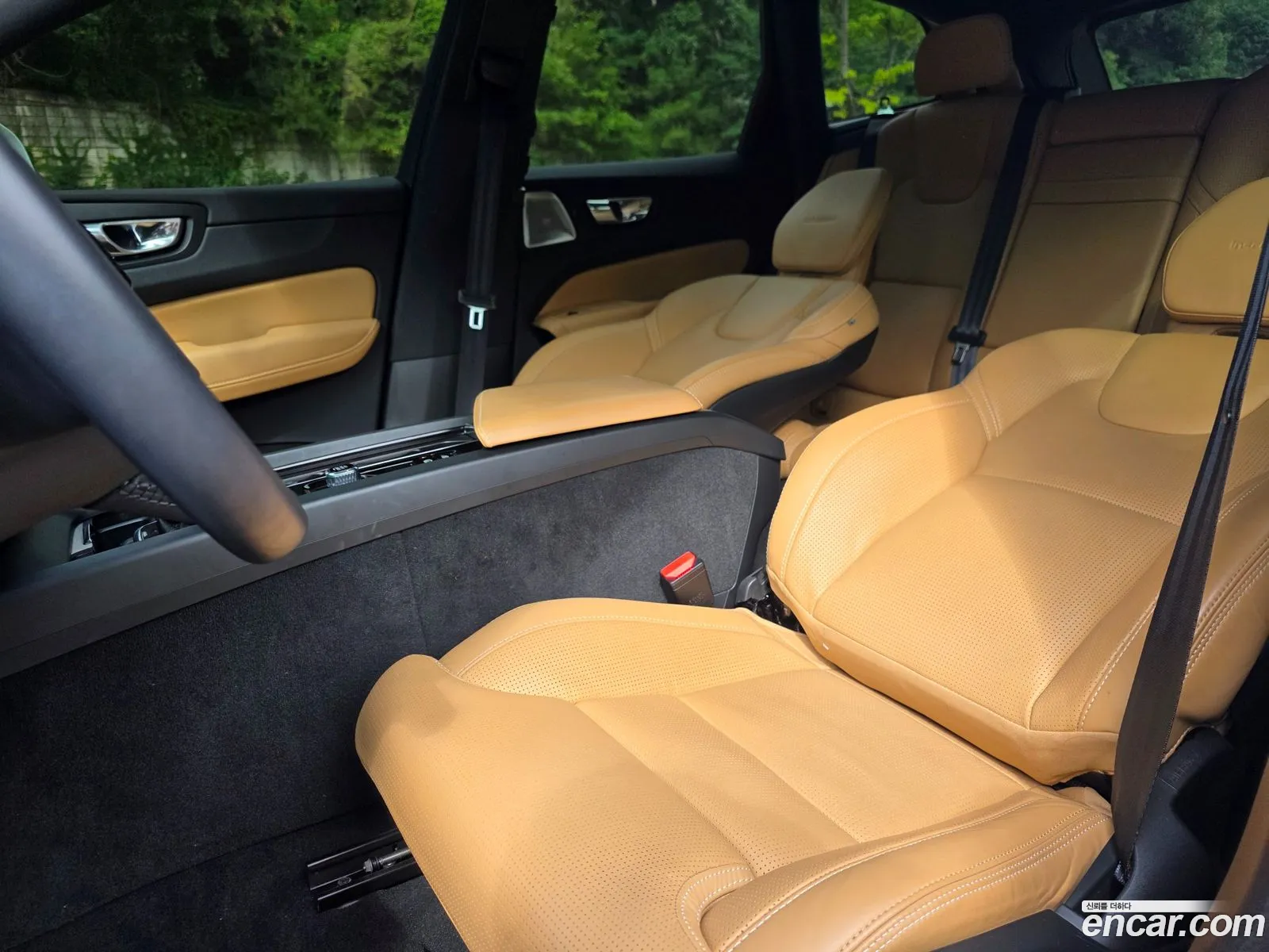 Volvo XC60 2019 — 12