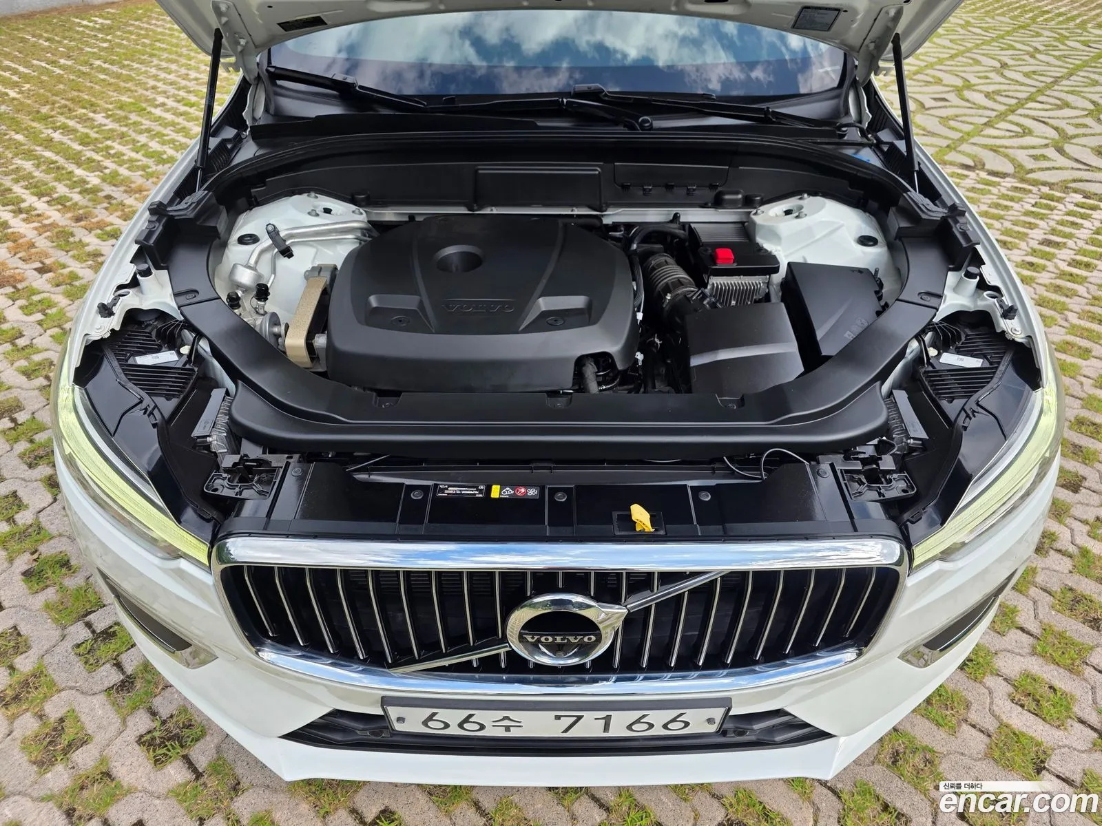 Volvo XC60 2019 — 16
