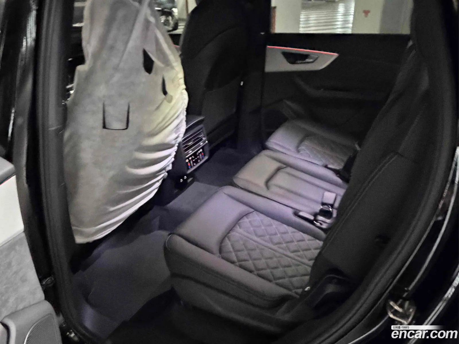 Audi Q7 2026 — 6