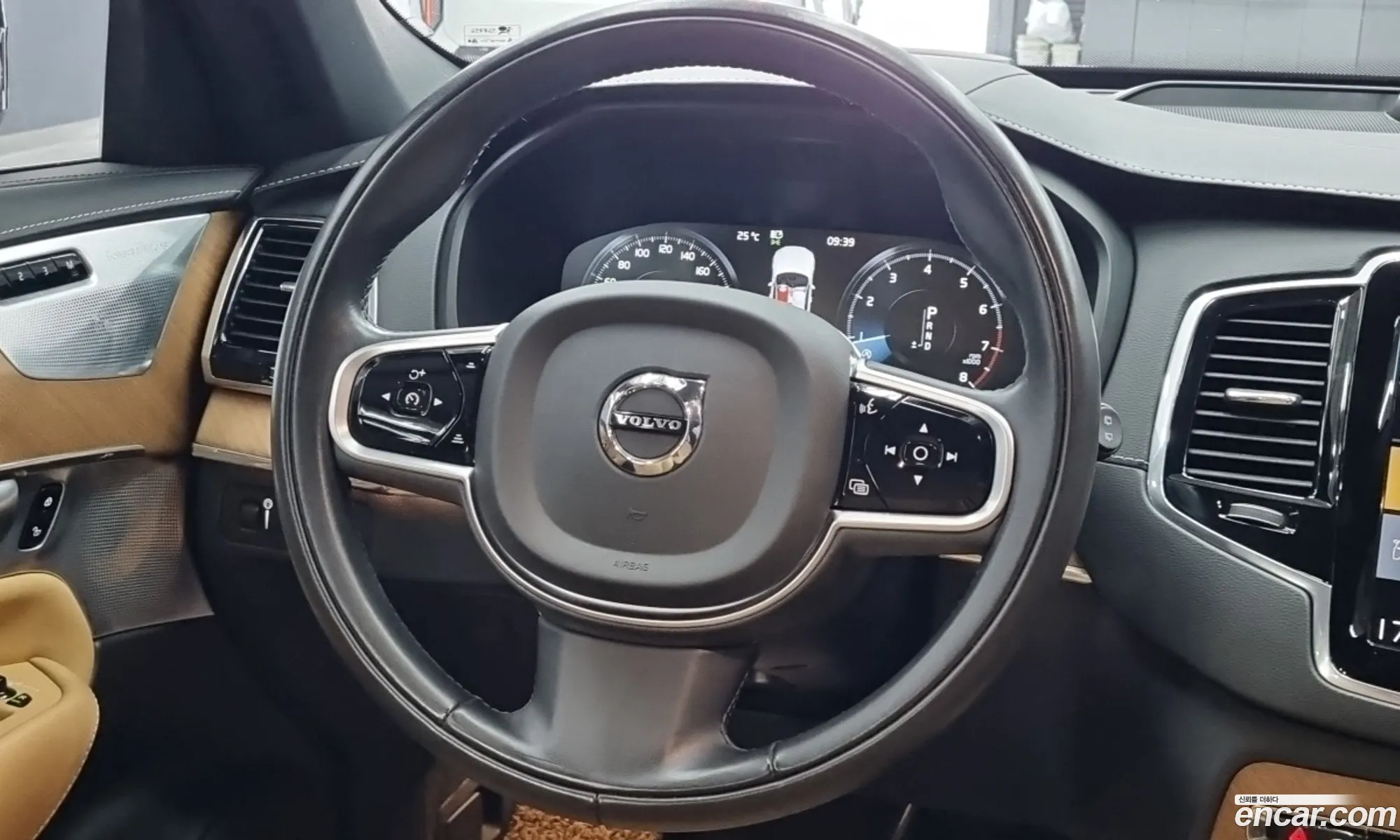Volvo XC90 2020 — 4