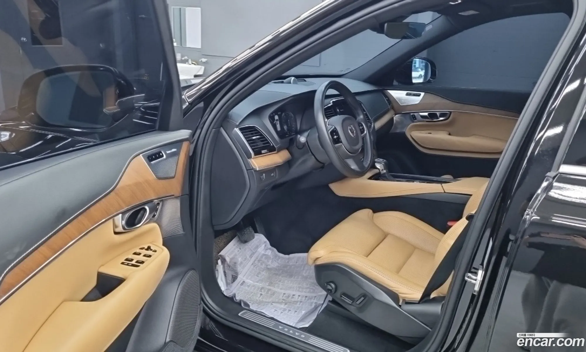 Volvo XC90 2020 — 13