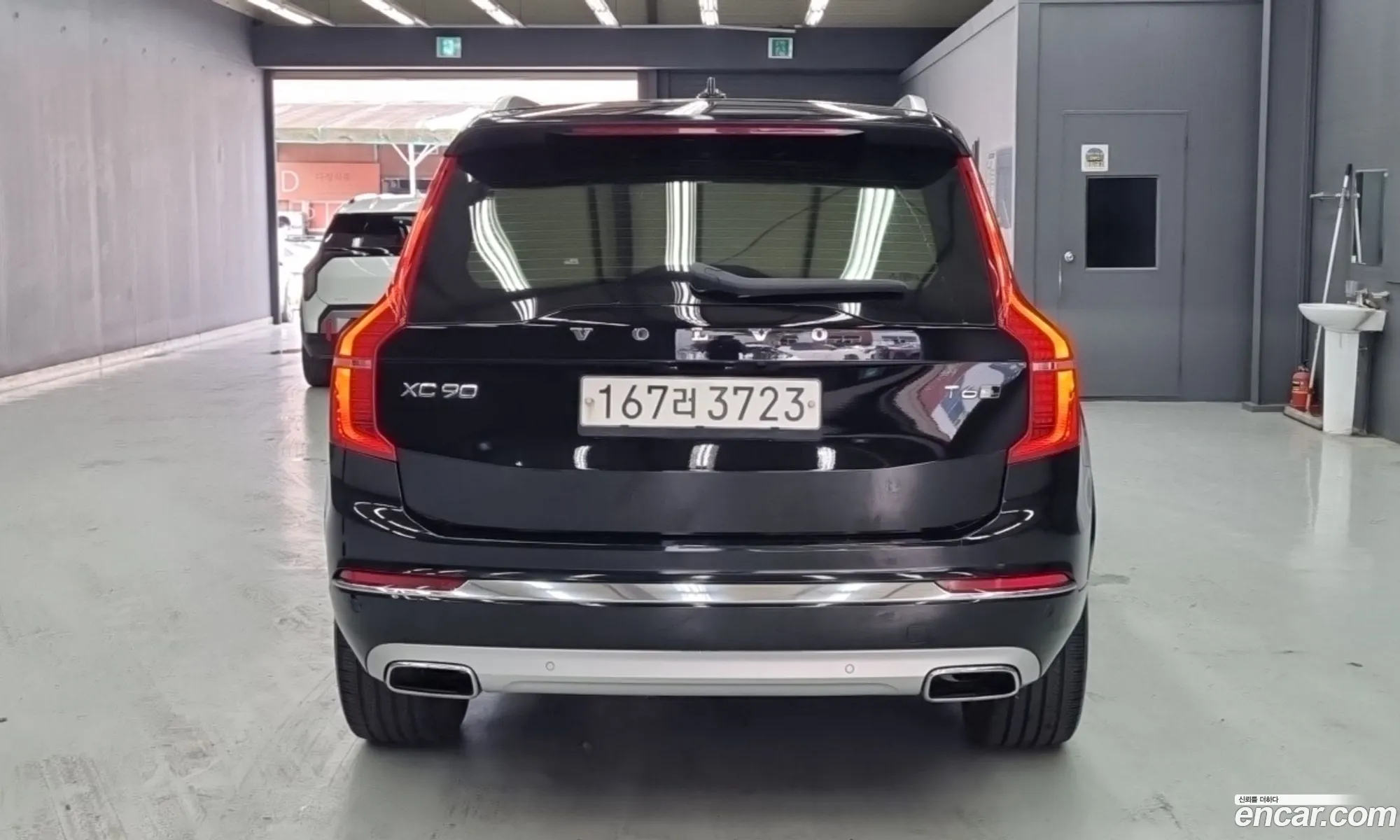 Volvo XC90 2020 — 17
