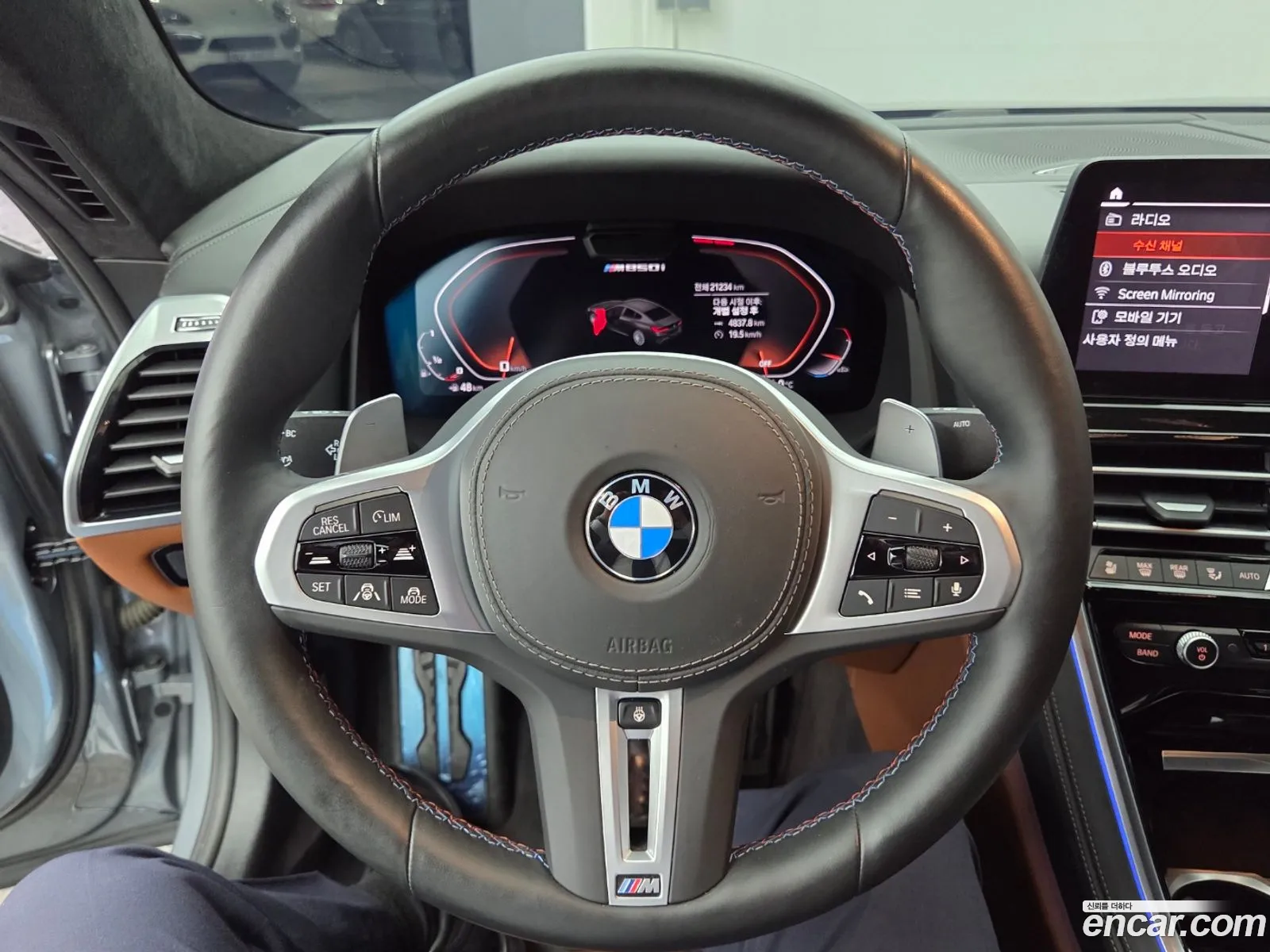 BMW 8 Series 2025 — 4