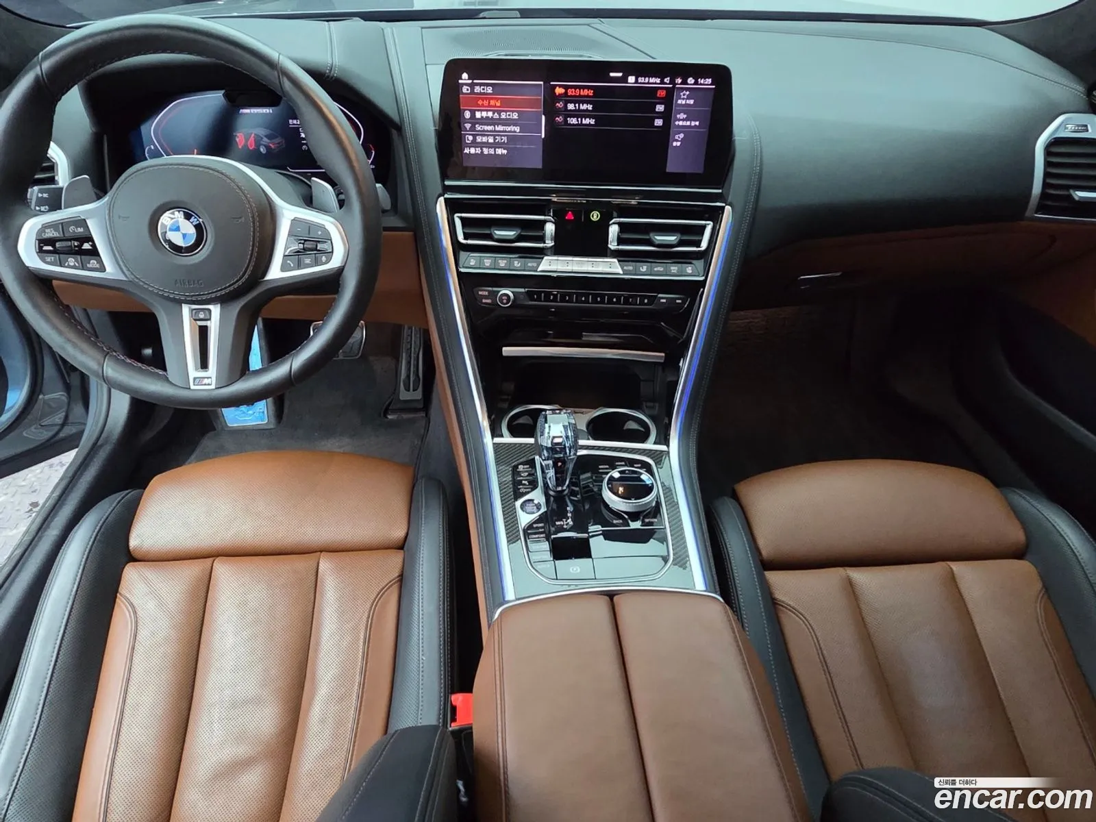 BMW 8 Series 2025 — 13