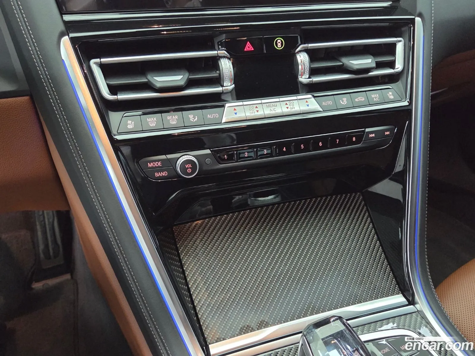 BMW 8 Series 2025 — 3