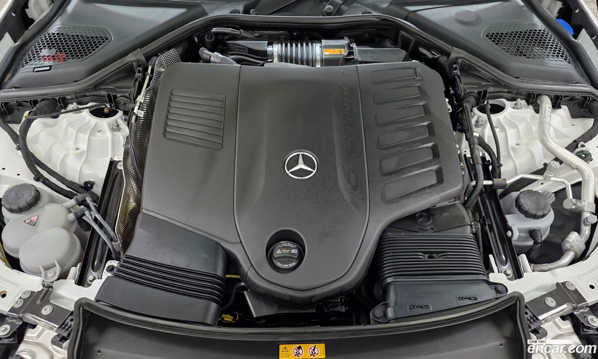 Mercedes-Benz E-Class W214 2025 — 20