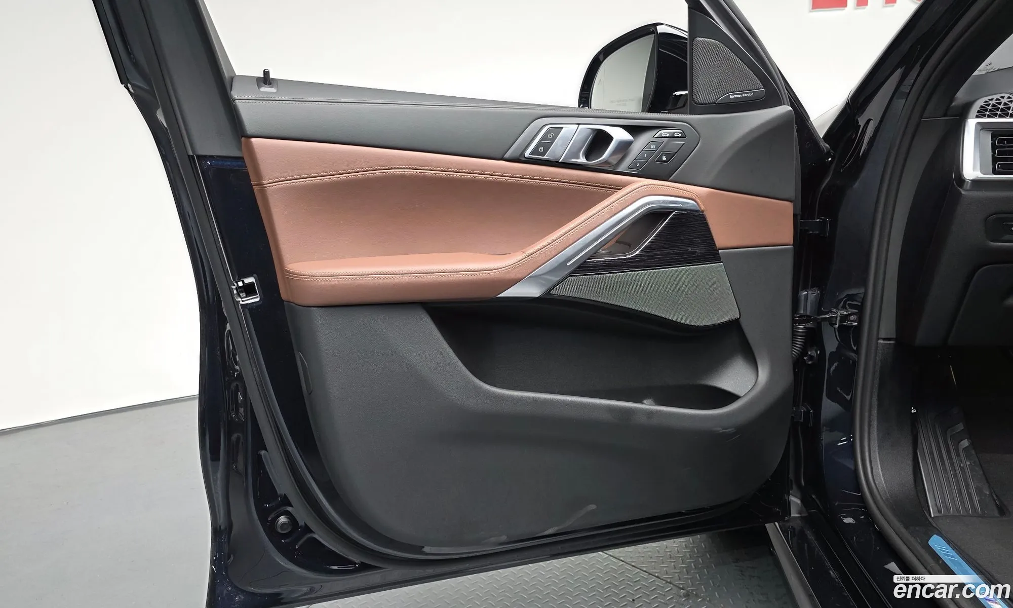 BMW X6 2025 — 32