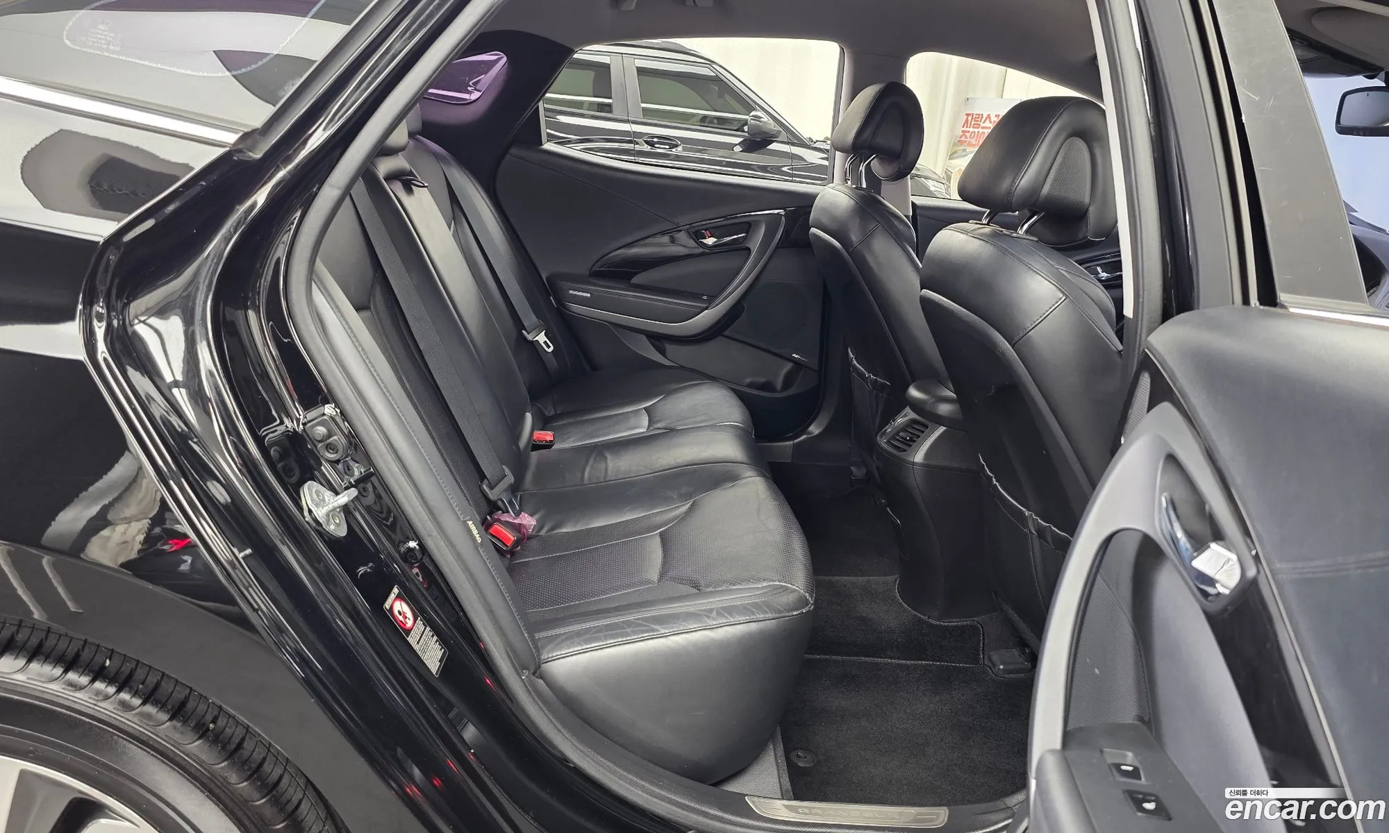 Hyundai Grandeur HG Hybrid 2016 — 18
