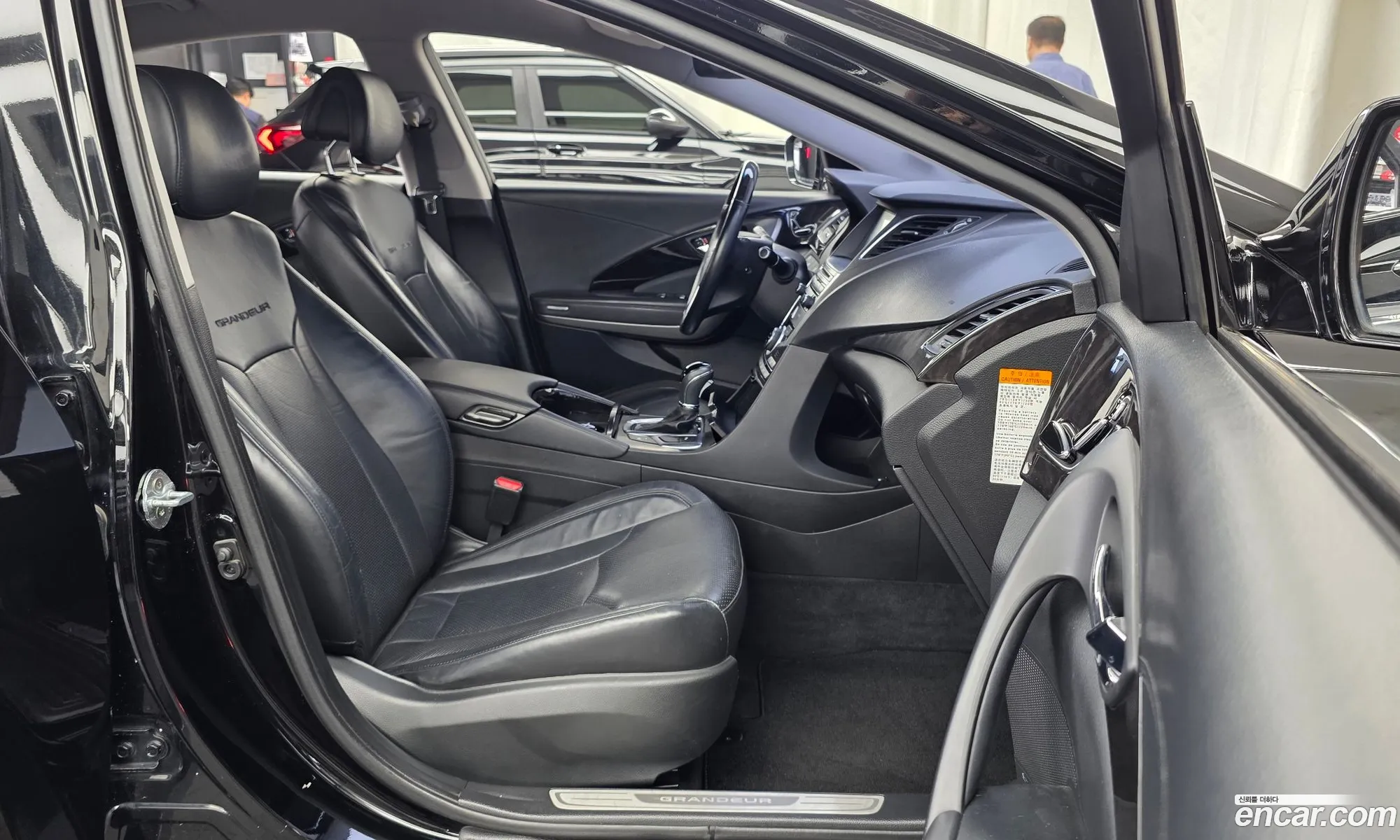 Hyundai Grandeur HG Hybrid 2016 — 11