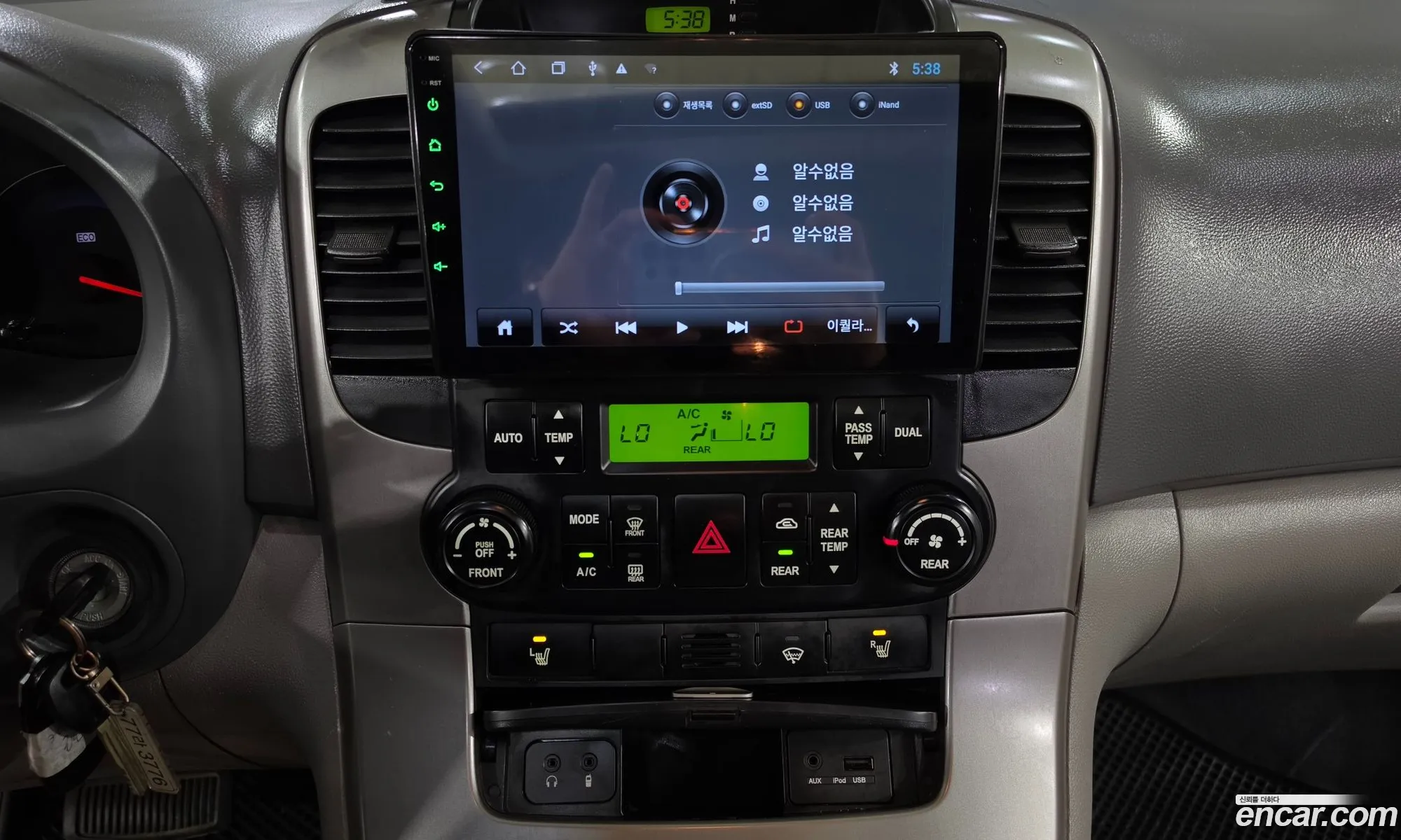 Kia Grand Carnival 2009 — 6
