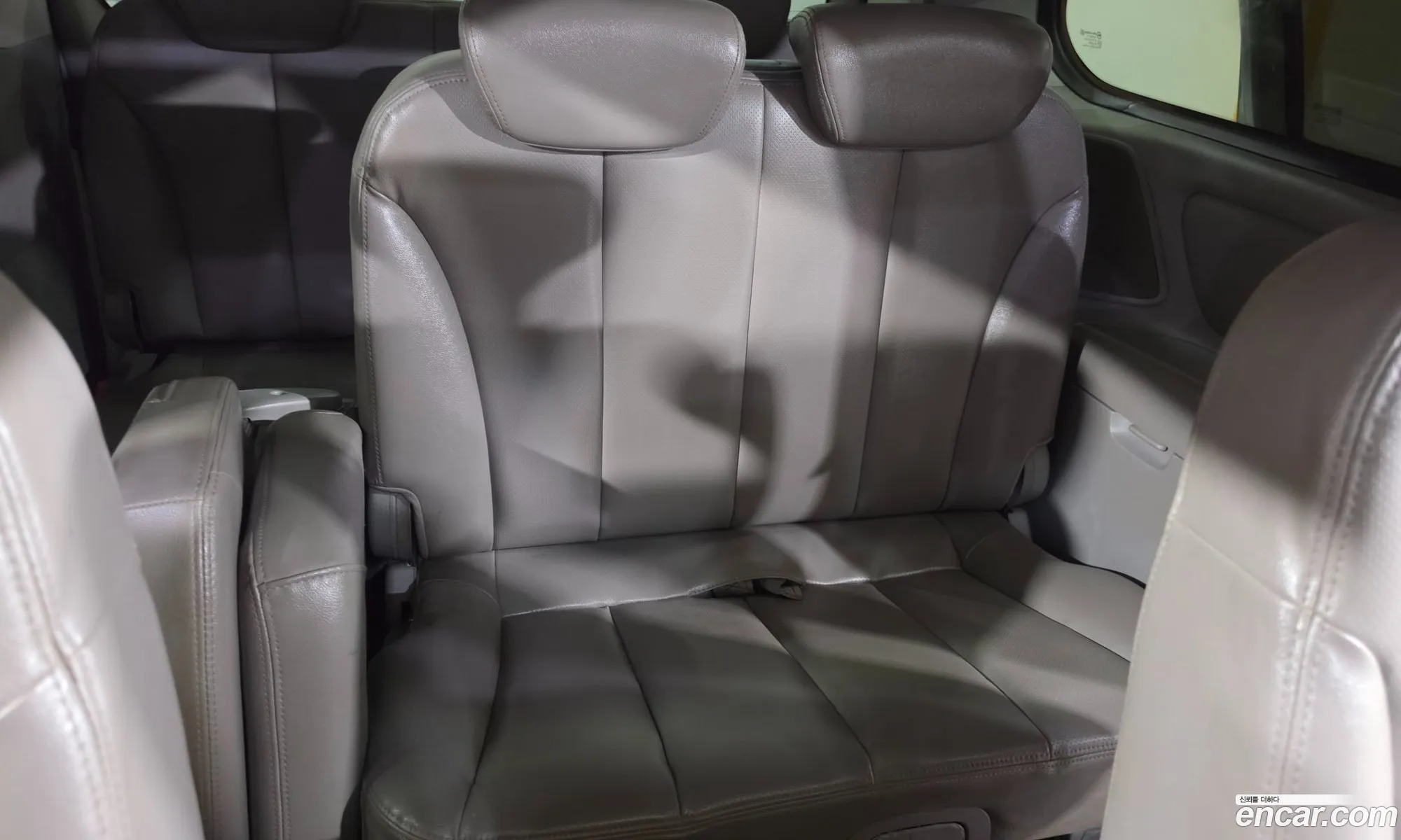 Kia Grand Carnival 2009 — 8