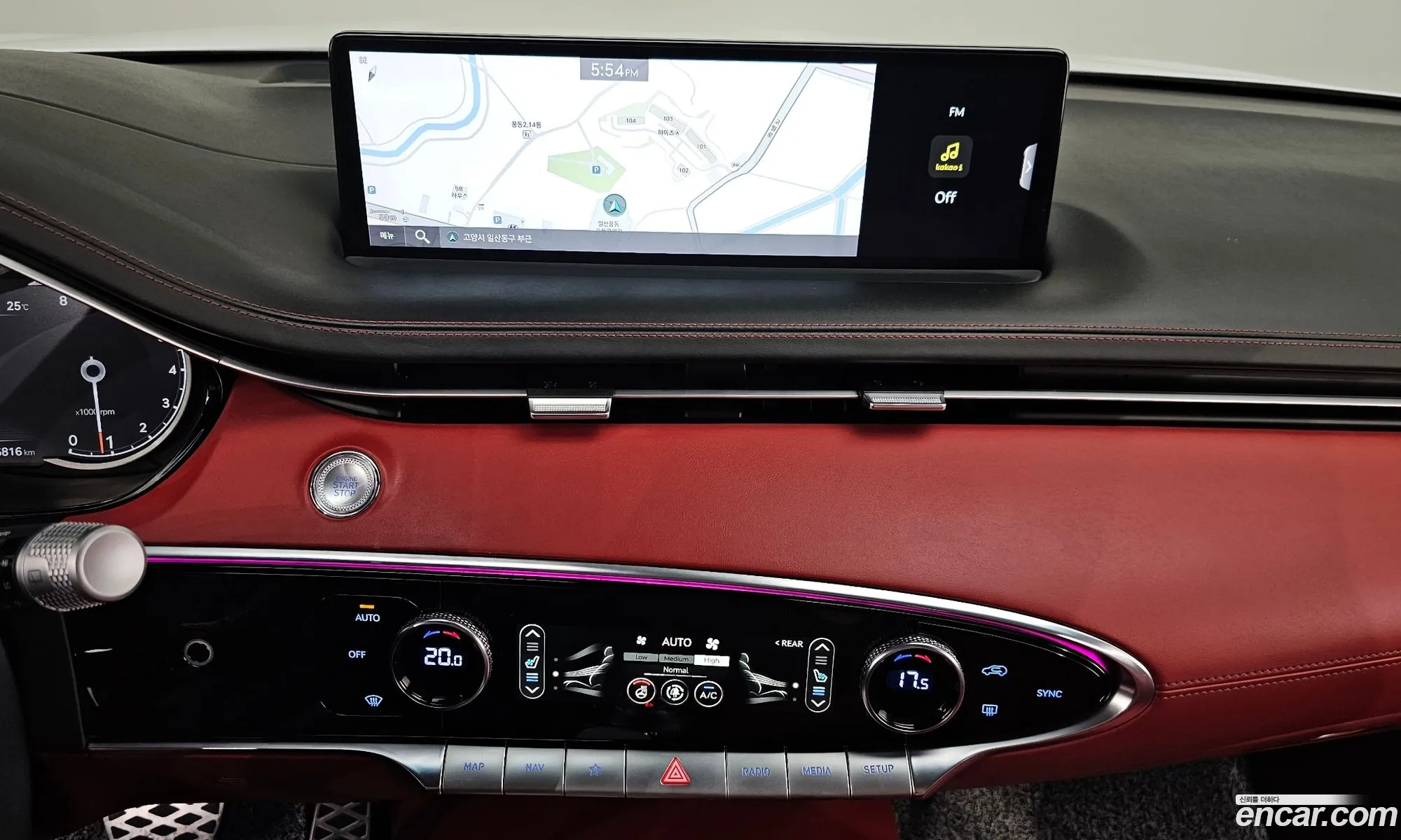 Genesis GV70 2022 — 13