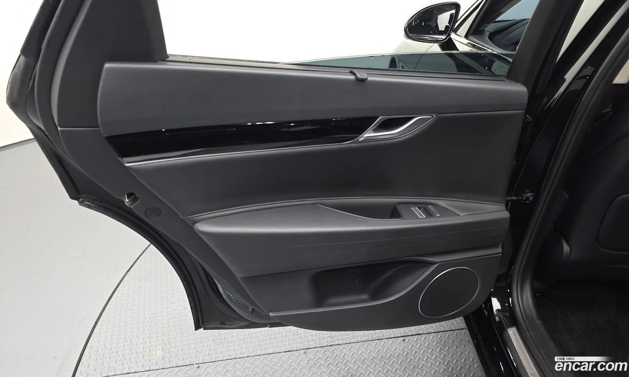 Genesis G80 2021 — 34