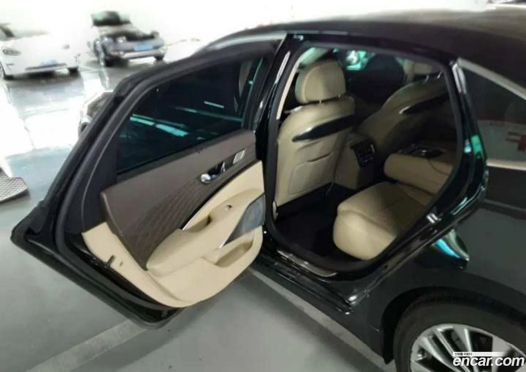 Kia K9 2022 — 4