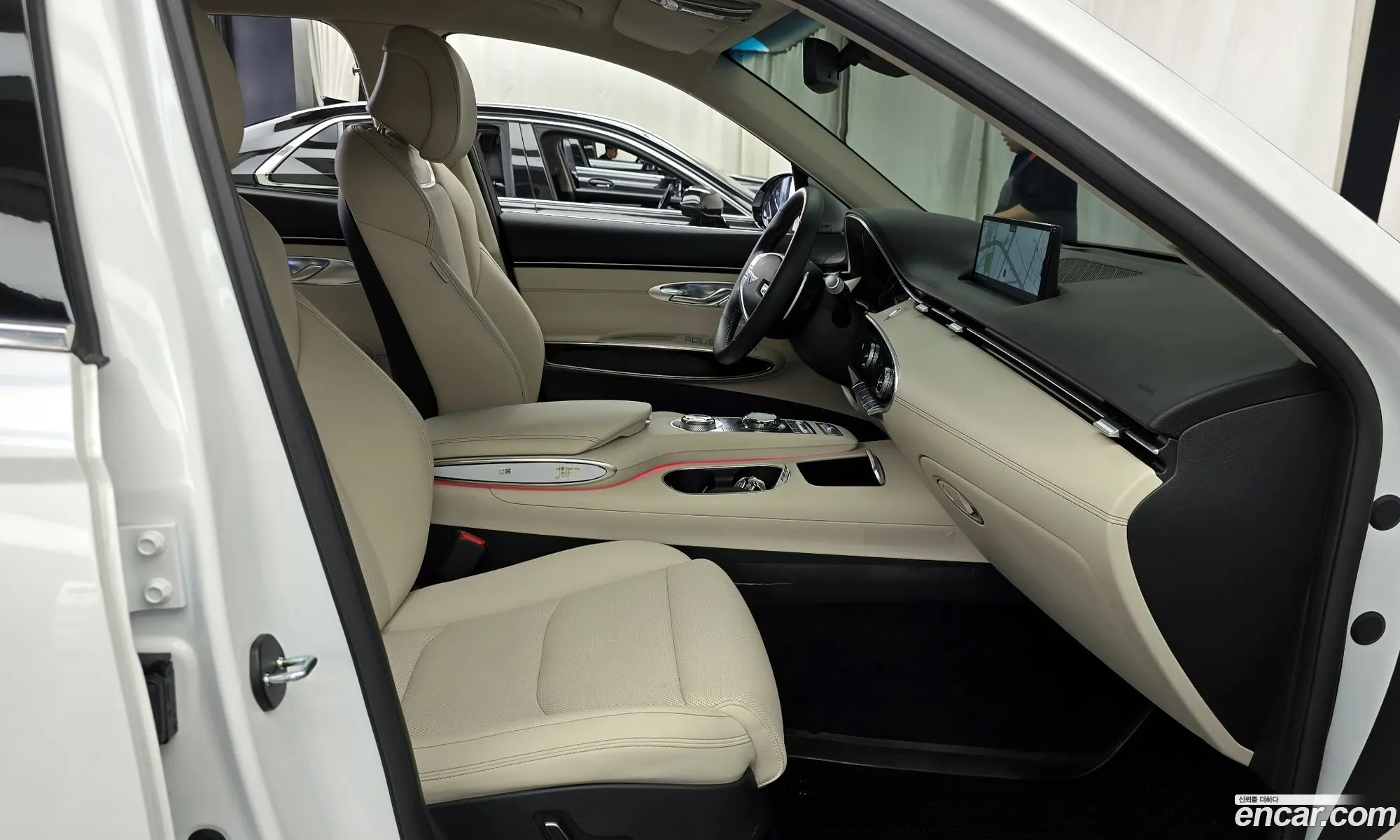 Genesis GV70 2024 — 2