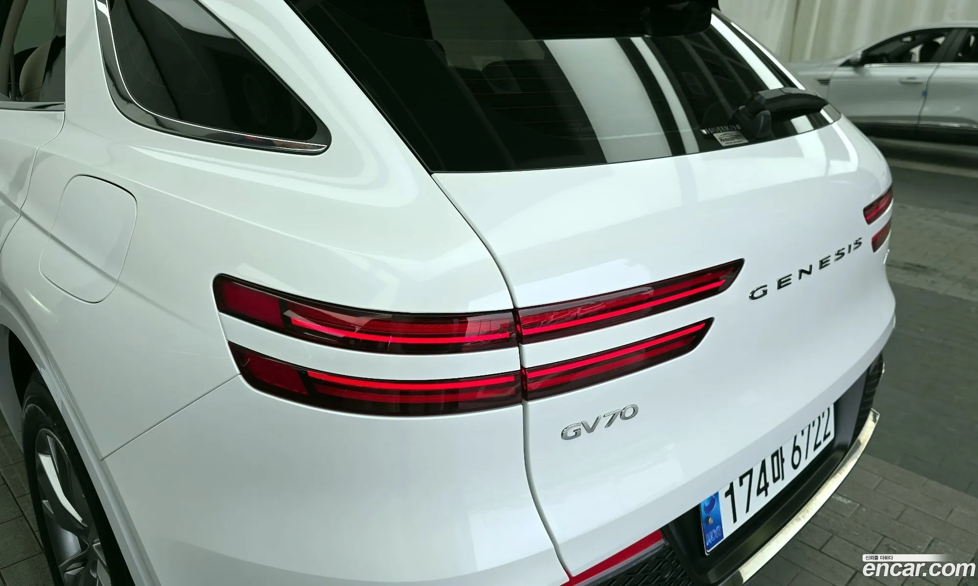 Genesis GV70 2024 — 28