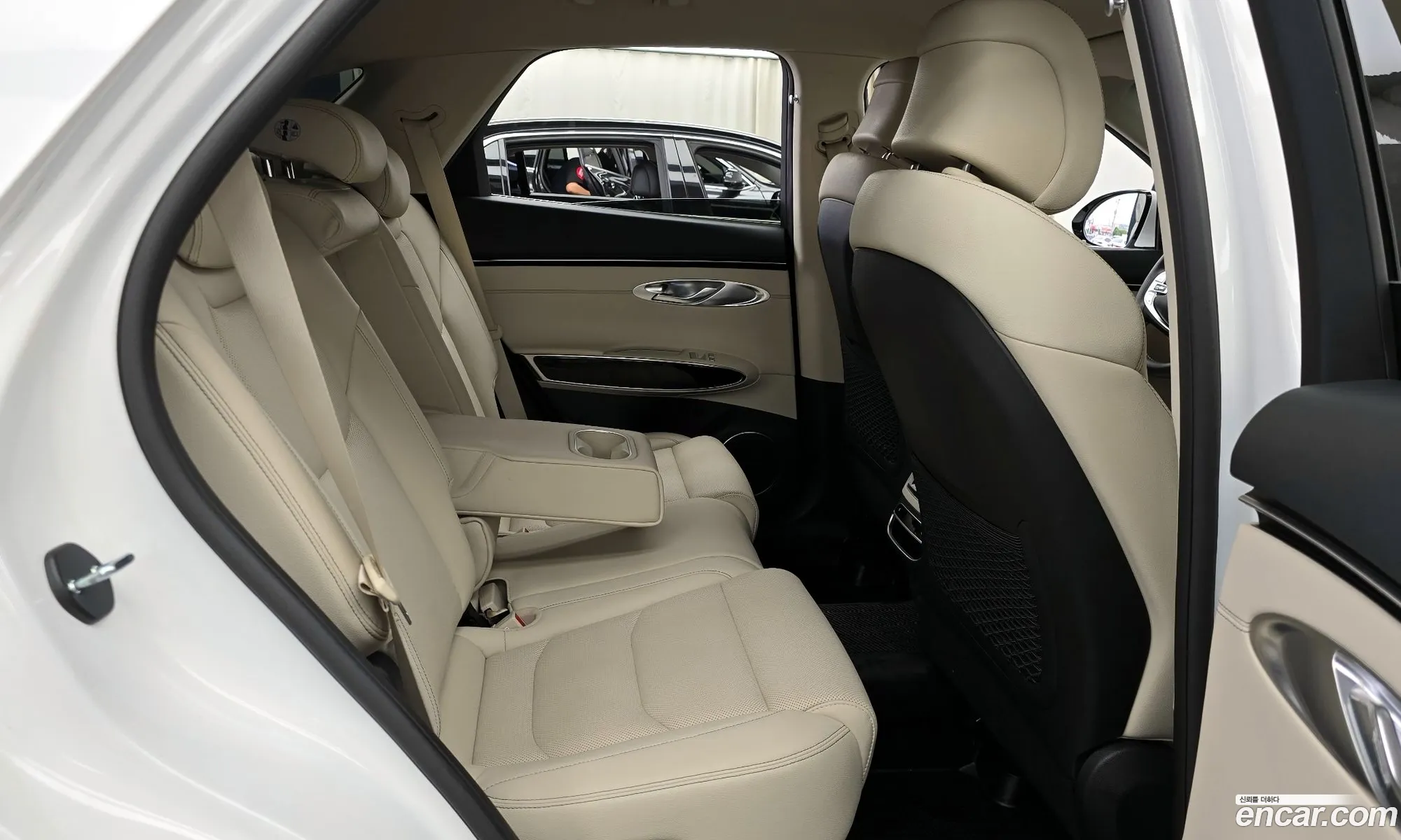 Genesis GV70 2024 — 31