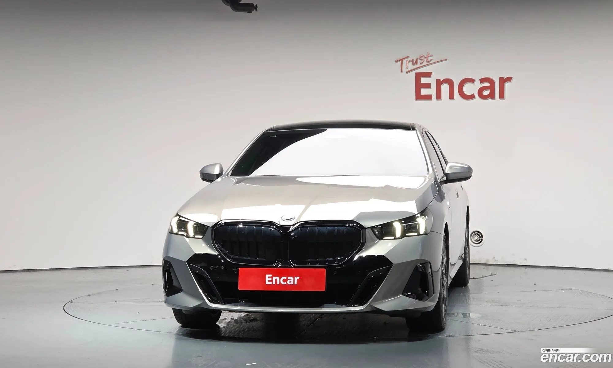 BMW 5 Series 2025 — 16