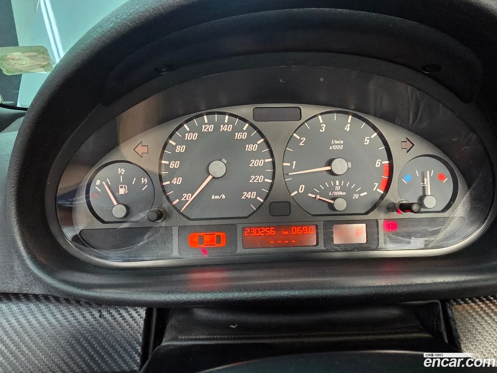 BMW 3 Series 2002 — 16