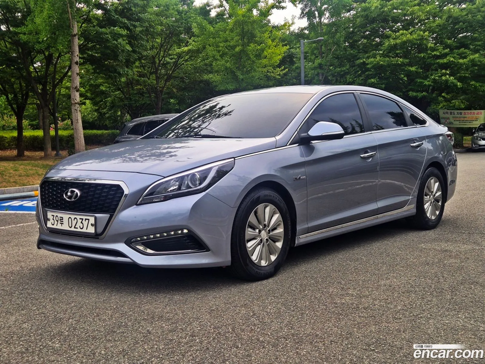 Hyundai LF Sonata Hybrid 2015 — 14