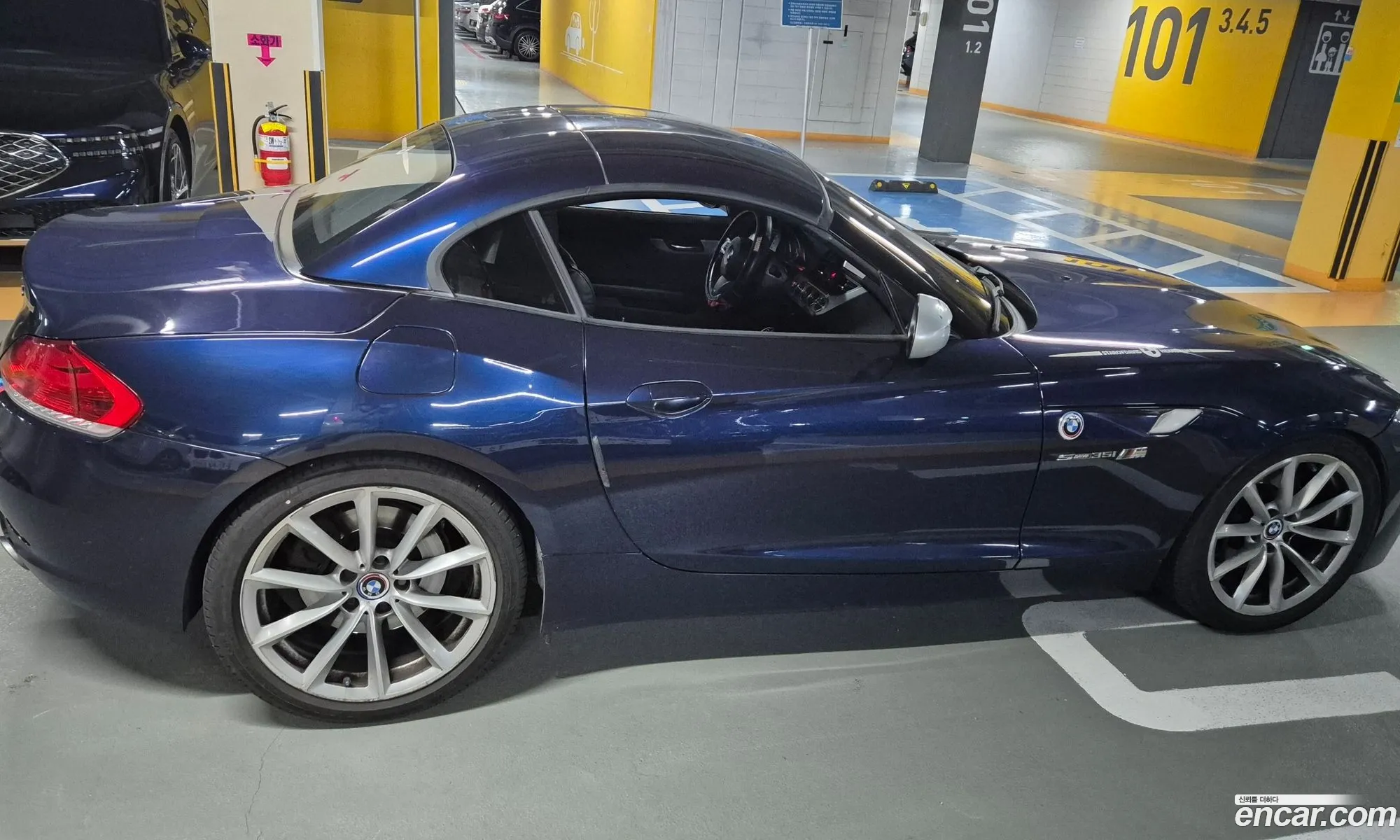 BMW Z4 2010 — 12