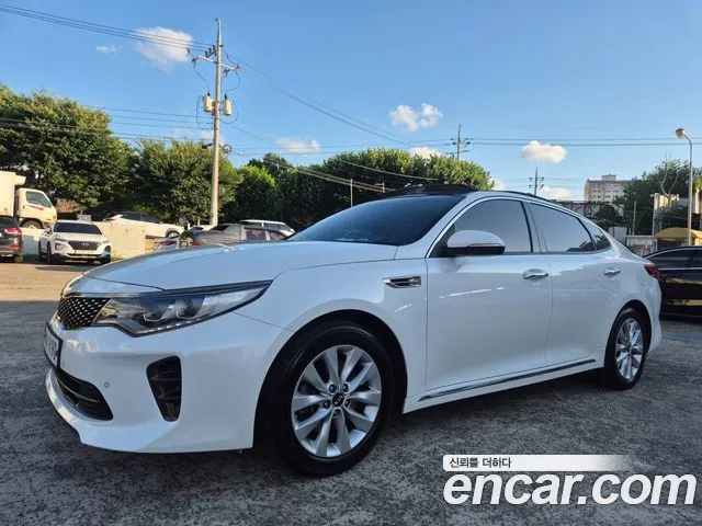 Kia K5 2017 — 2